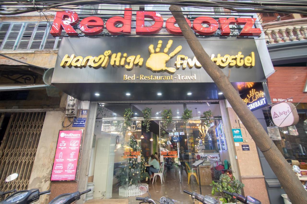 High Five Hostel